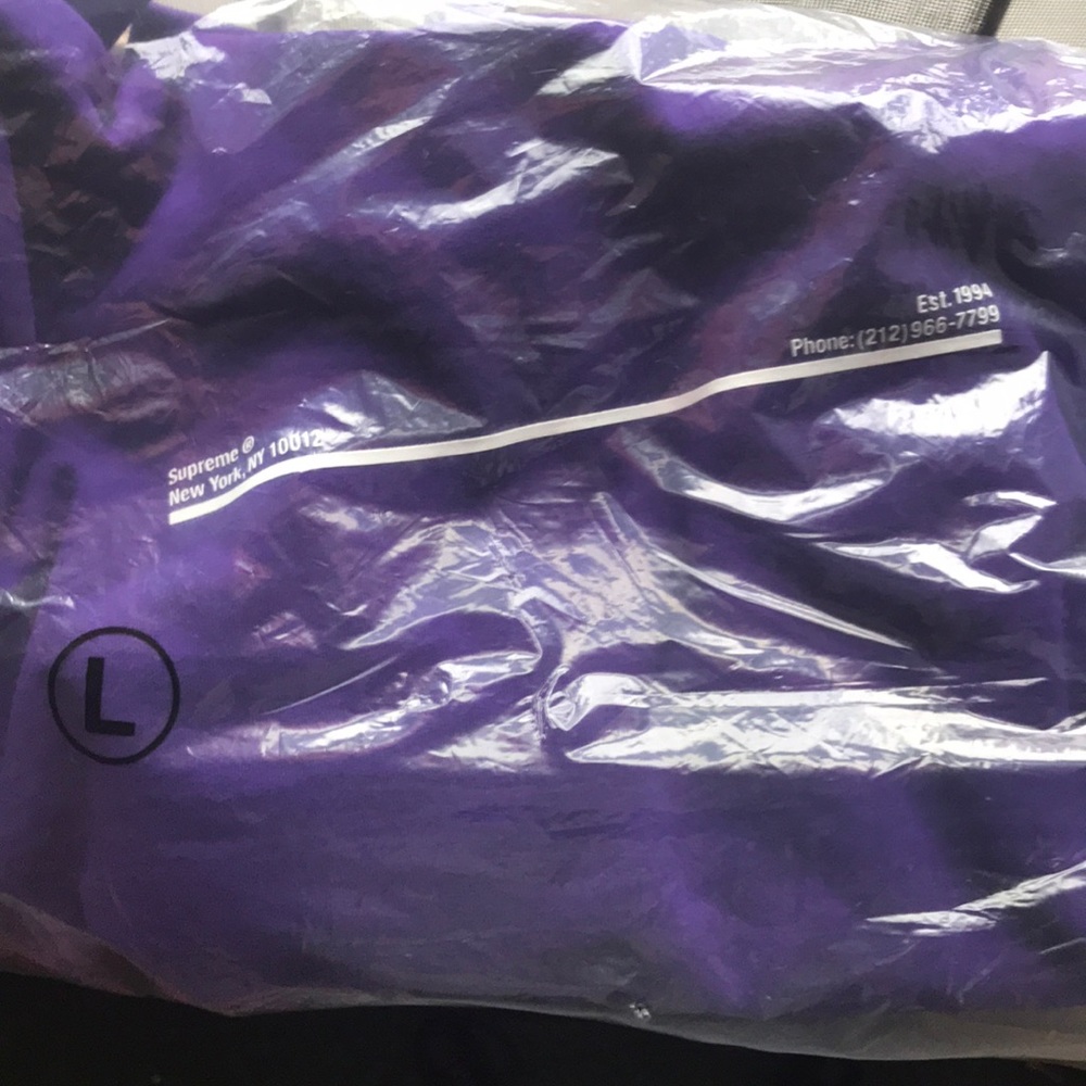 Supreme shop hoodie purple